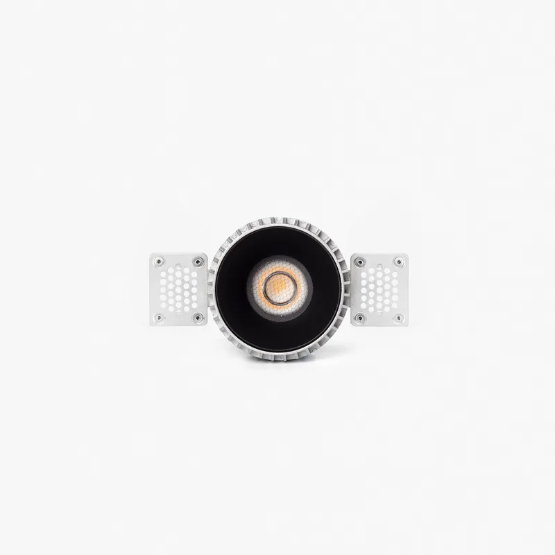 Oferta Flash TULIPA downlight trimless empotrable negro 10W 55° 3000K CRI90